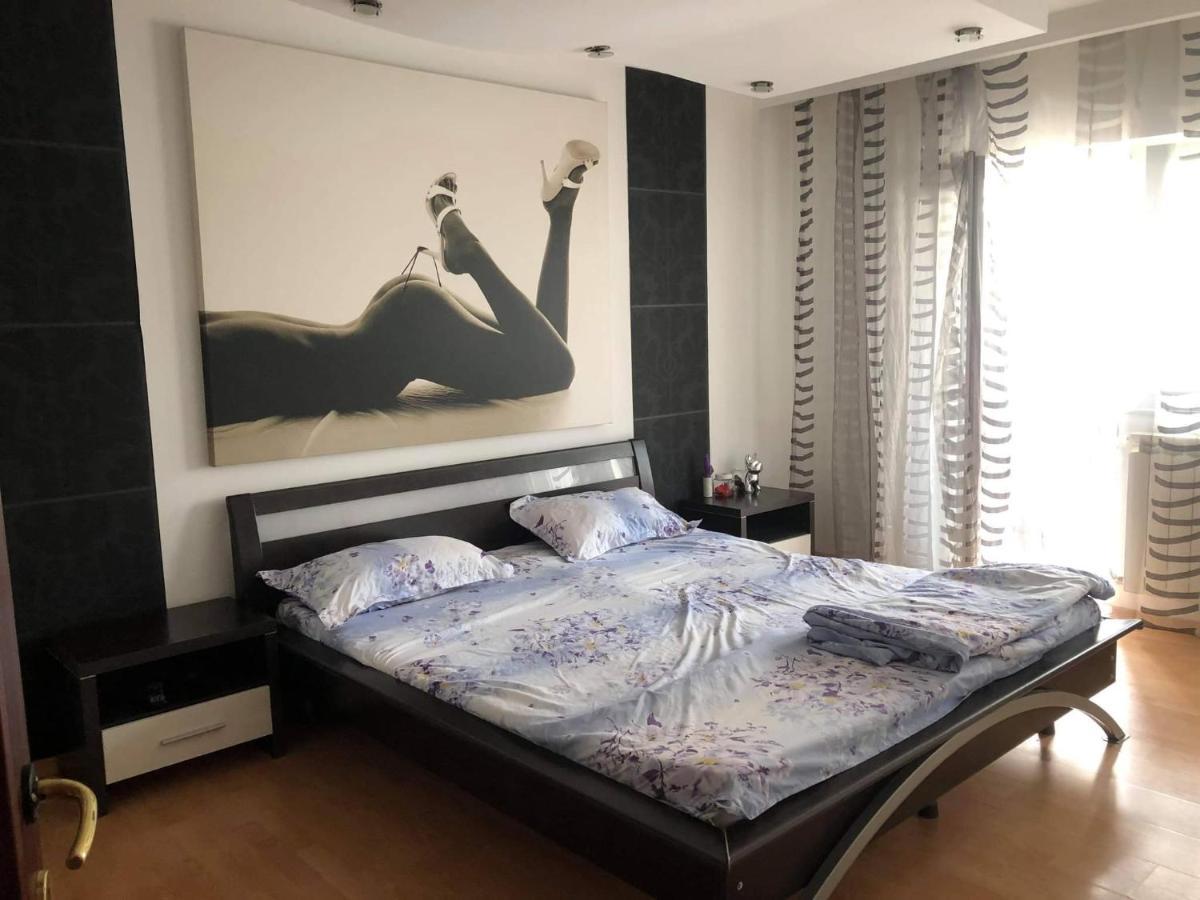 Apartament Appartamento Râmnicu Vâlcea Esterno foto